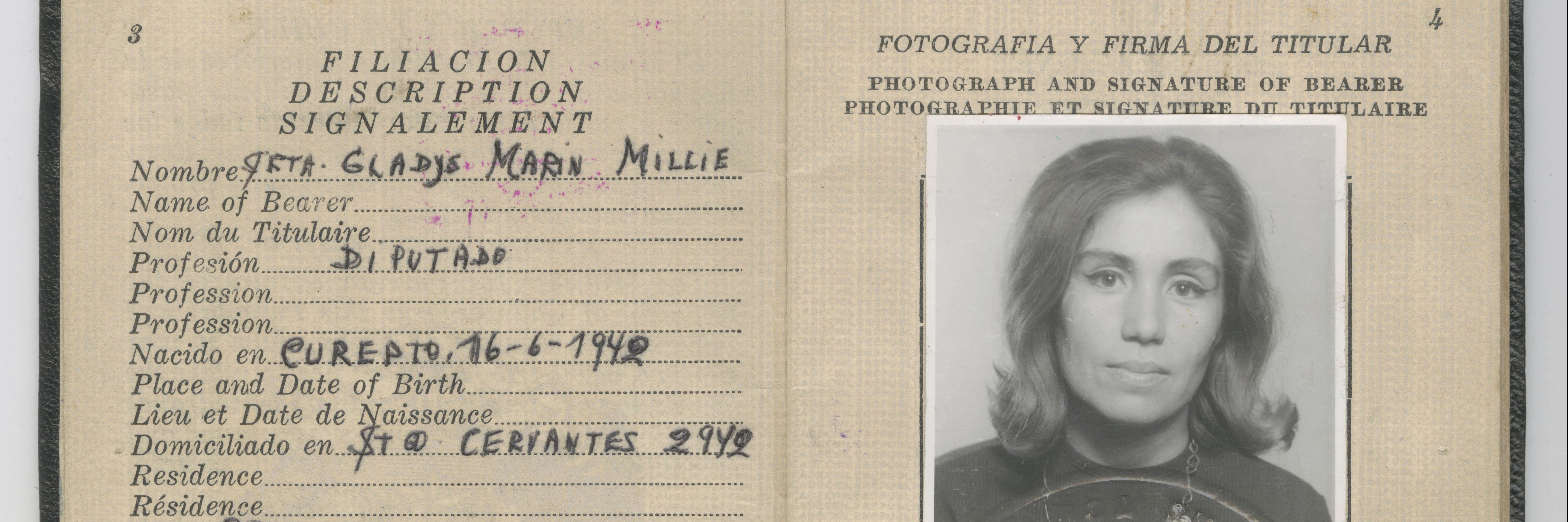 Pasaporte donado al MHN