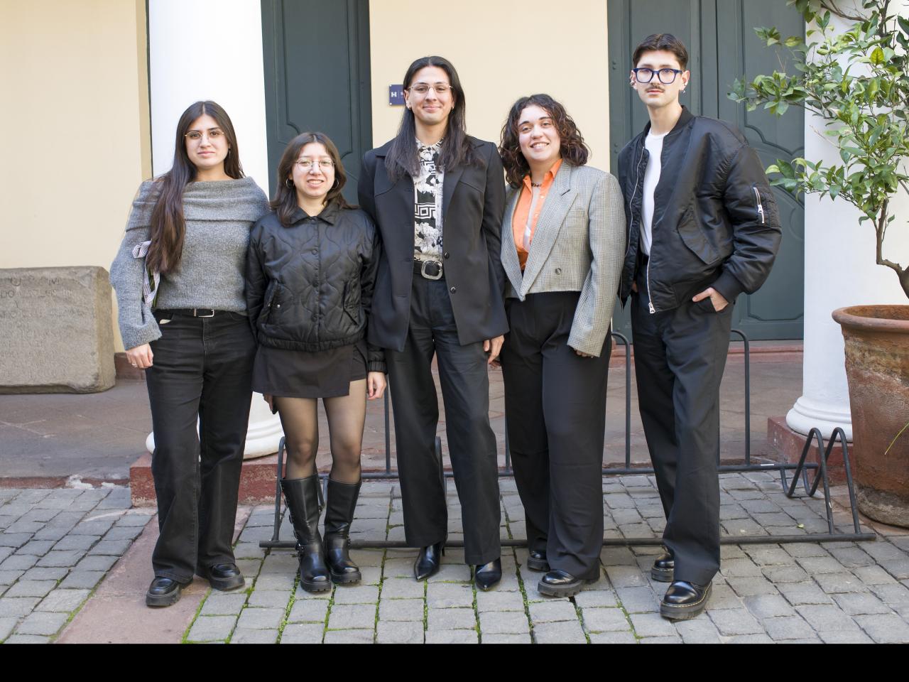 Estudiantes de la Escuela de Diseño de la Universidad de Valparaíso